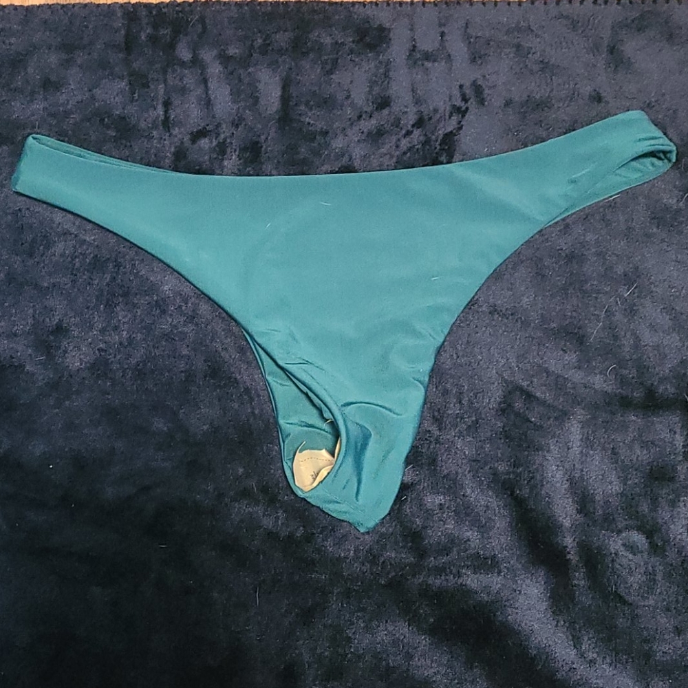 Bikini bottoms
